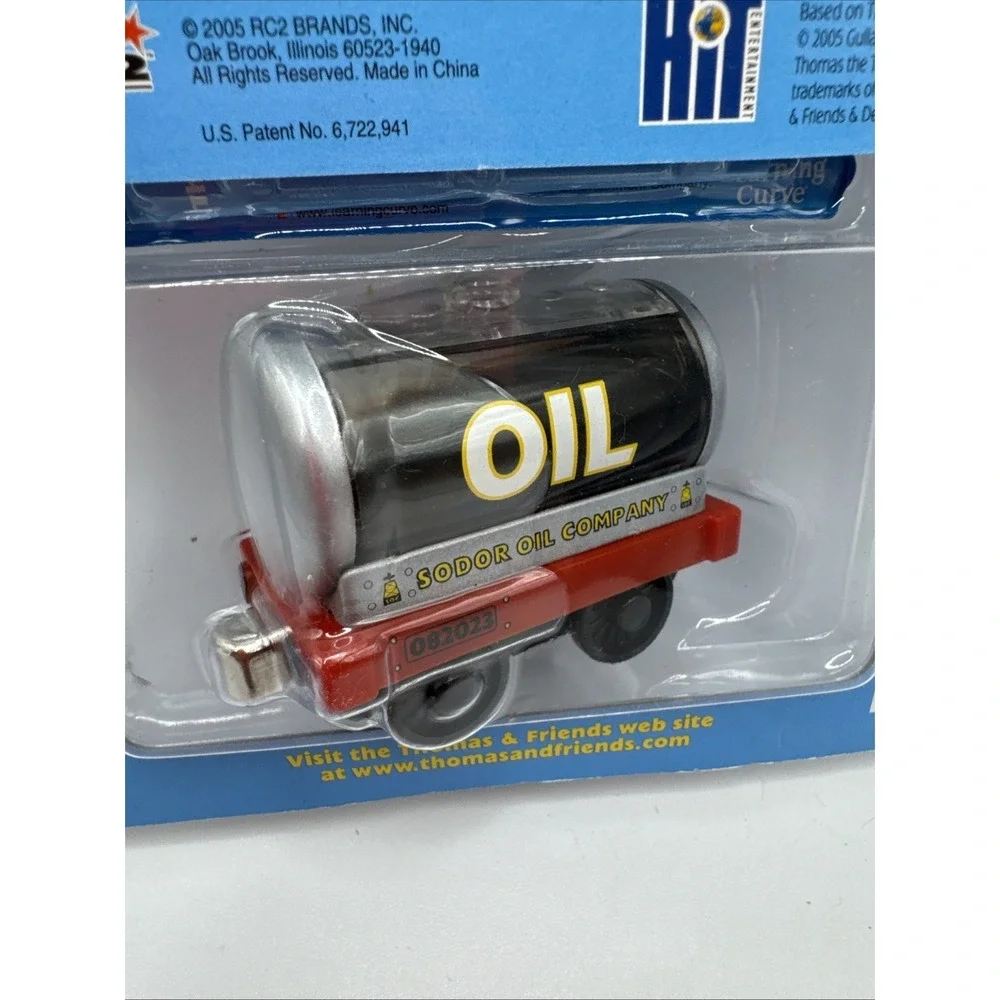 Thomas the Tank &‎ Friends Take Along Train Sodor Oil Car Die Cast 2005 NIB